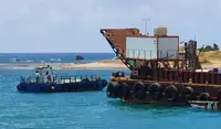 Bateaux de travail à vendre