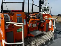 Bateau de transport d'équipage à vendre