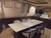 Bateau patrouilleur à vendre