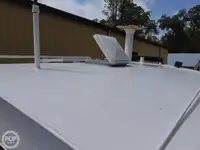 Bateau patrouilleur à vendre