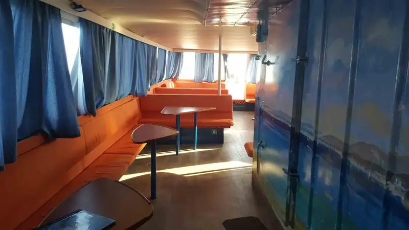 Navire de passagers à vendre