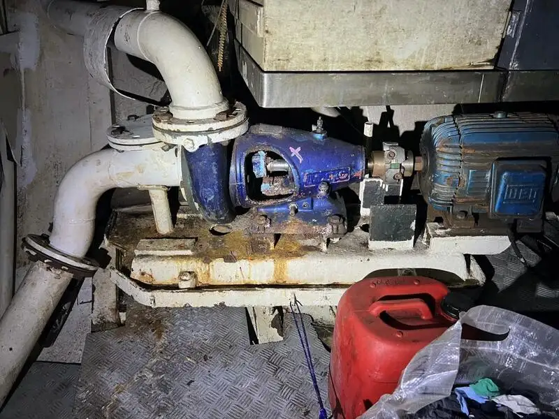 Chalutier à vendre