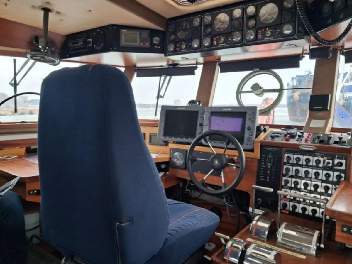 Bateaux de travail à vendre