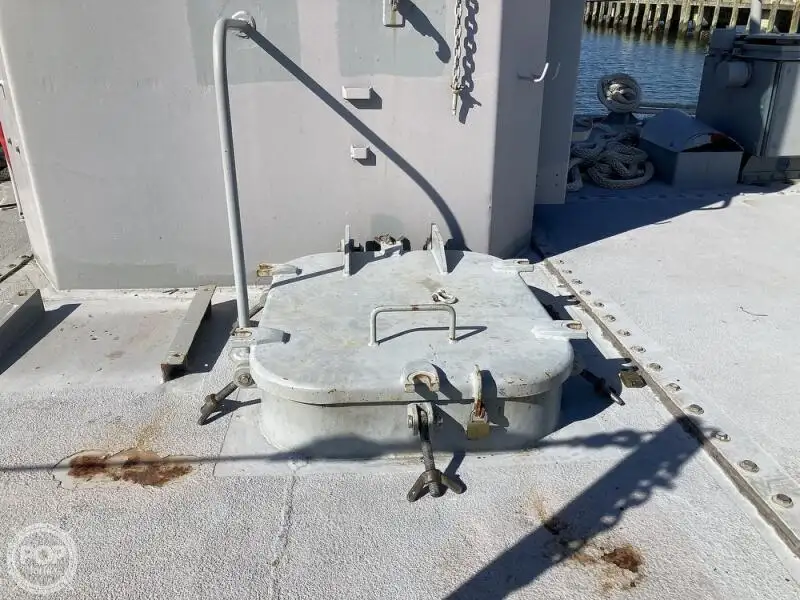 Navire de débarquement, citerne à vendre