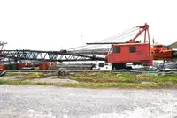 Navire grue à vendre