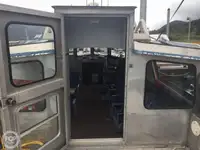 Bateau de transport d'équipage à vendre