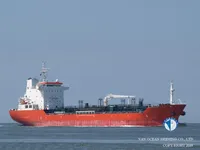 Pétrolier / chimiquier à vendre