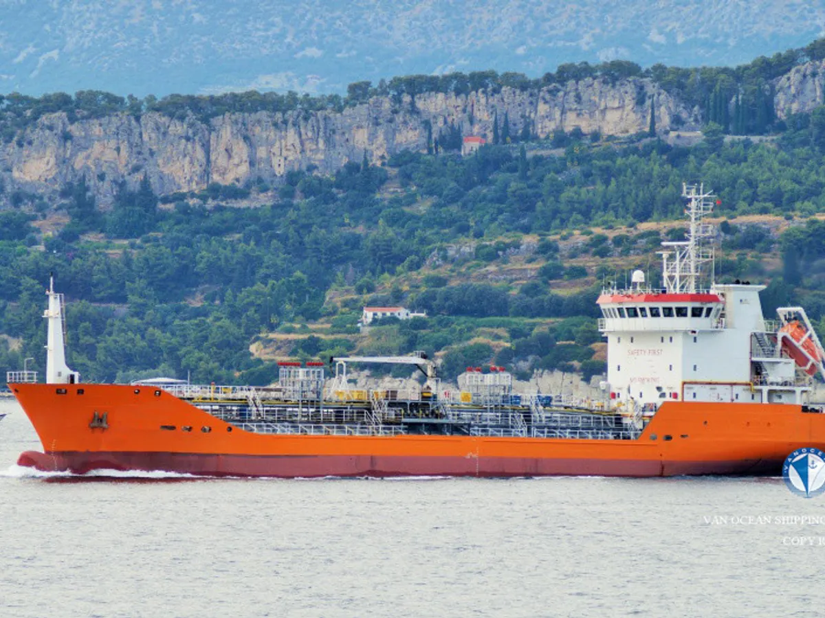 Pétrolier / chimiquier à vendre