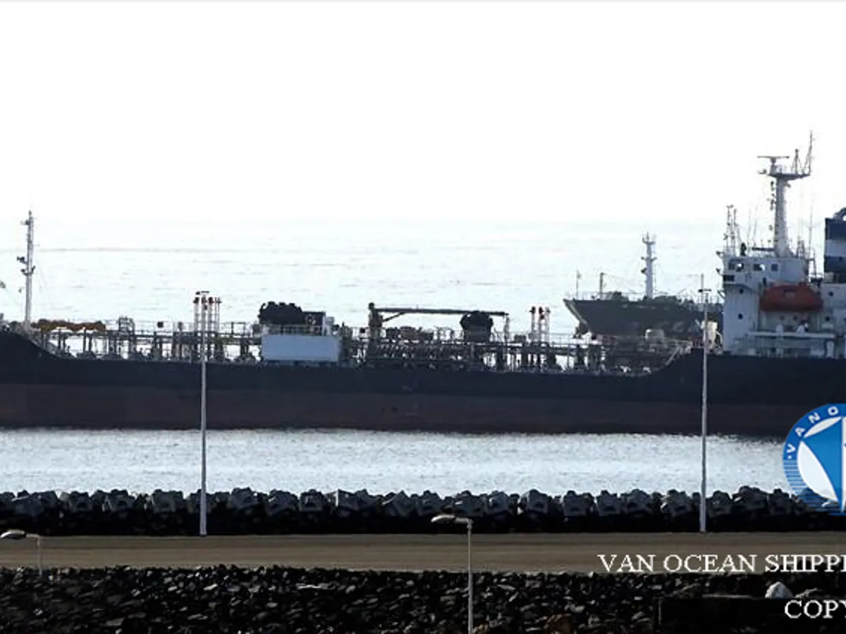 Pétrolier / chimiquier à vendre