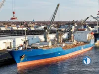 Navire frigorifique à vendre