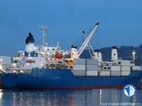 Navire frigorifique à vendre
