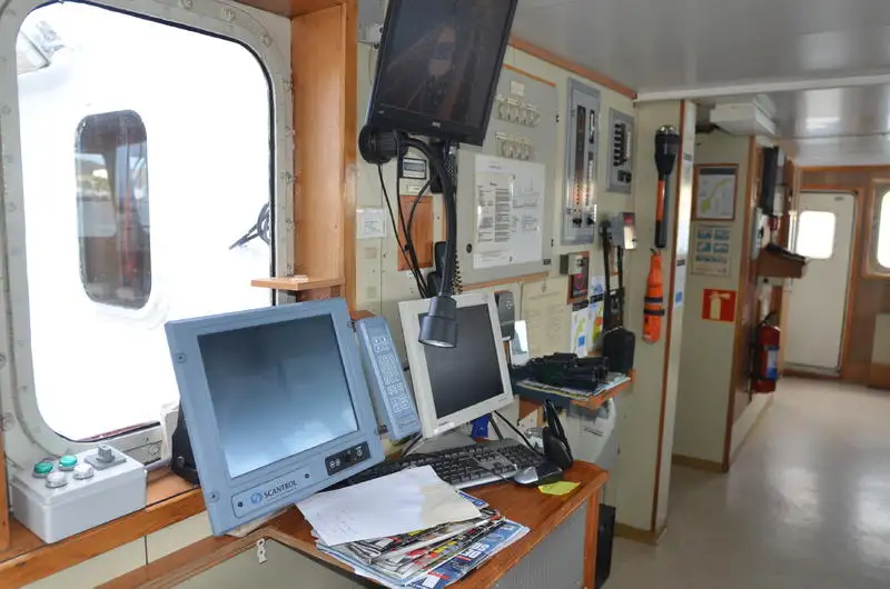 Navire porte-conteneurs à vendre