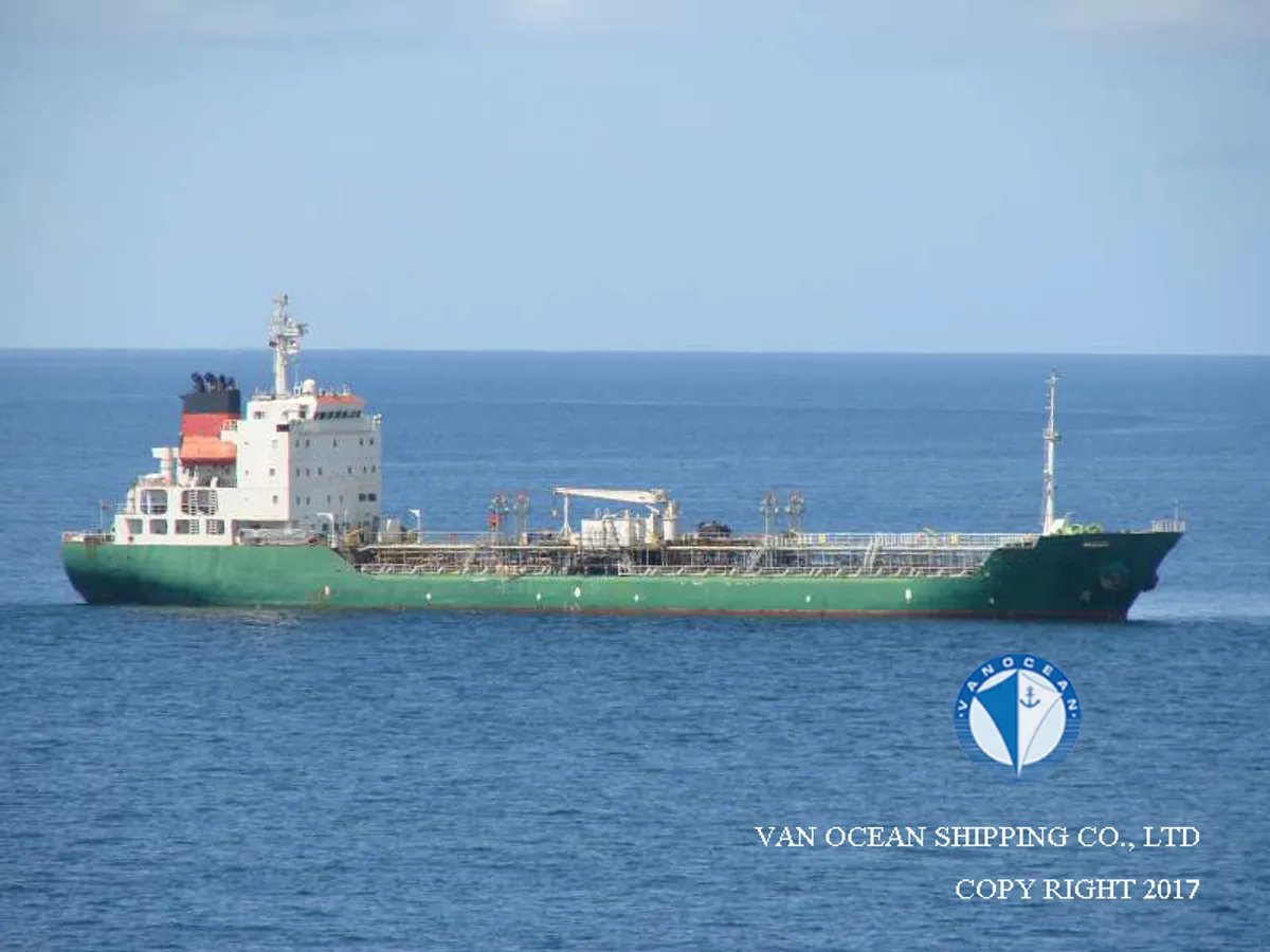 Pétrolier / chimiquier à vendre