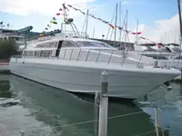Navire de passagers à vendre