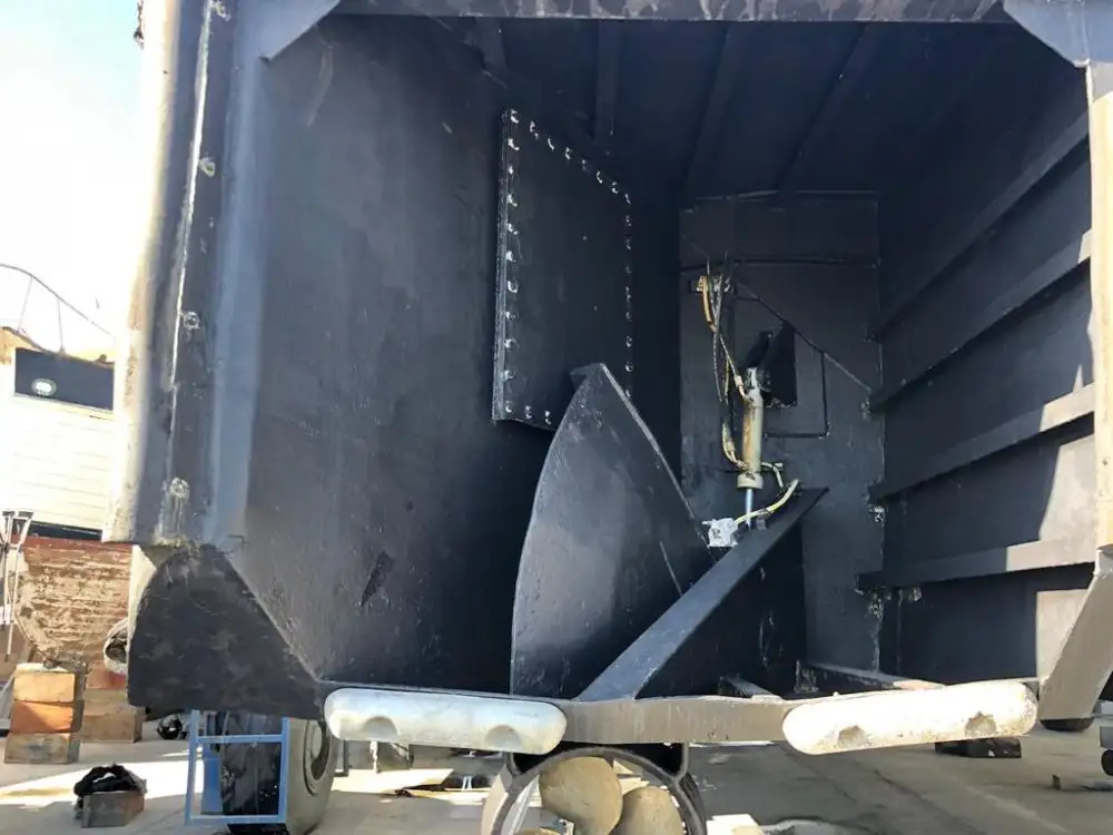 Bateaux de travail à vendre