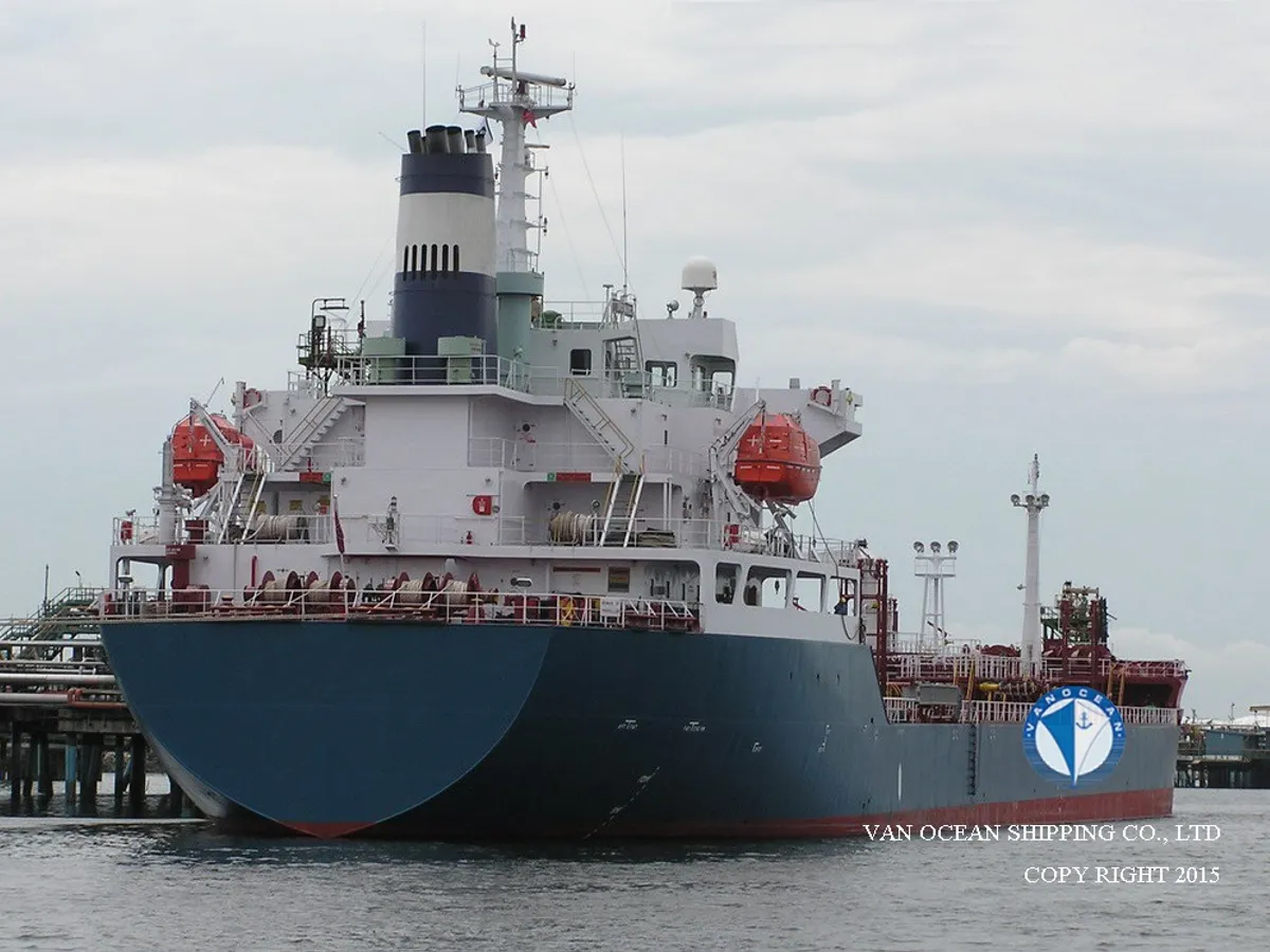 Pétrolier / chimiquier à vendre