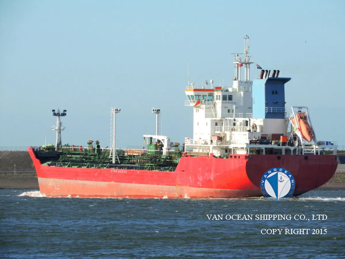 Pétrolier / chimiquier à vendre