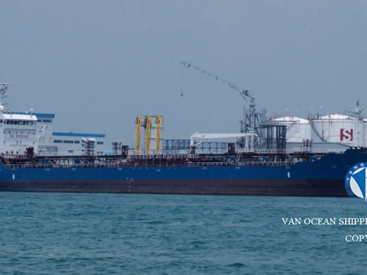 Pétrolier / chimiquier à vendre