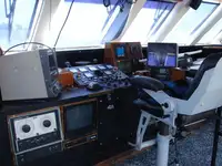 Navire de recherche à vendre