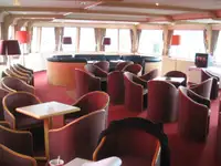 Hôtel flottant à vendre