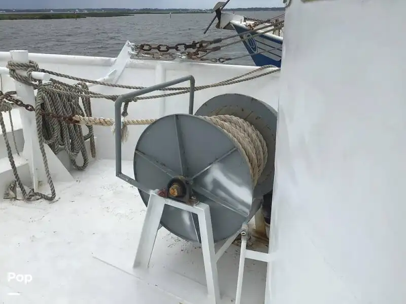 Chalutier à vendre