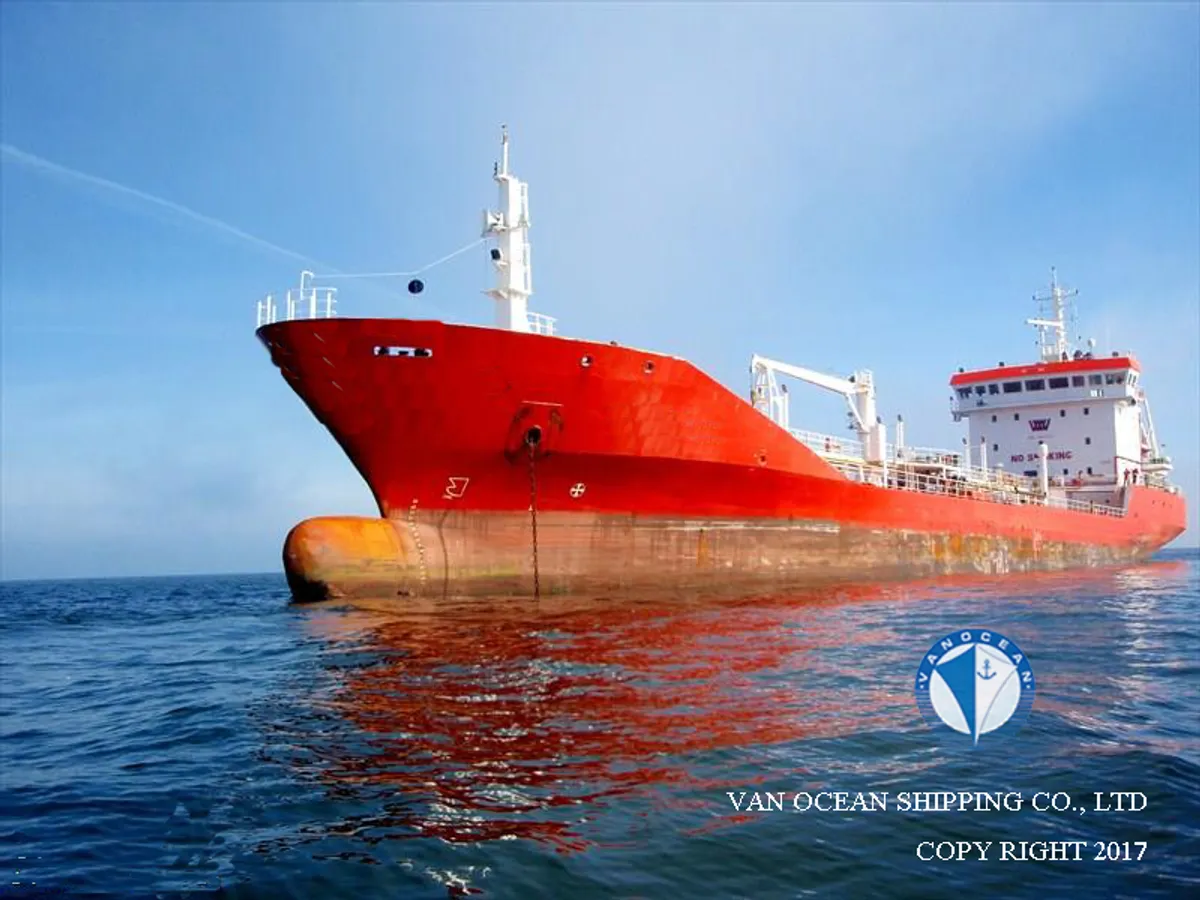 Pétrolier / chimiquier à vendre