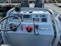 Bateau patrouilleur à vendre