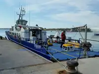 Bateau de transport d'équipage à vendre