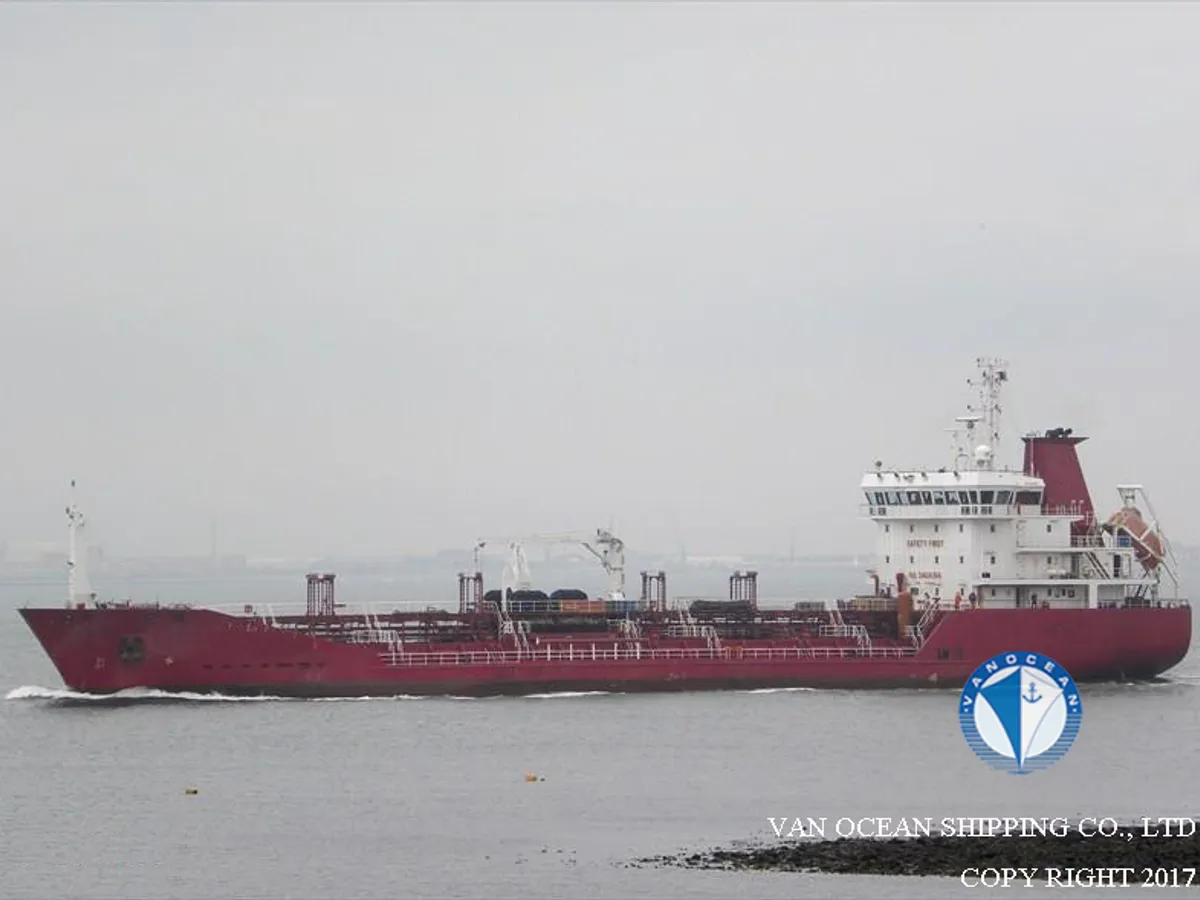 Pétrolier / chimiquier à vendre