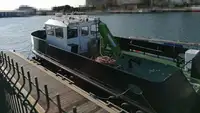 Bateaux de travail à vendre