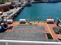 Bateau patrouilleur à vendre