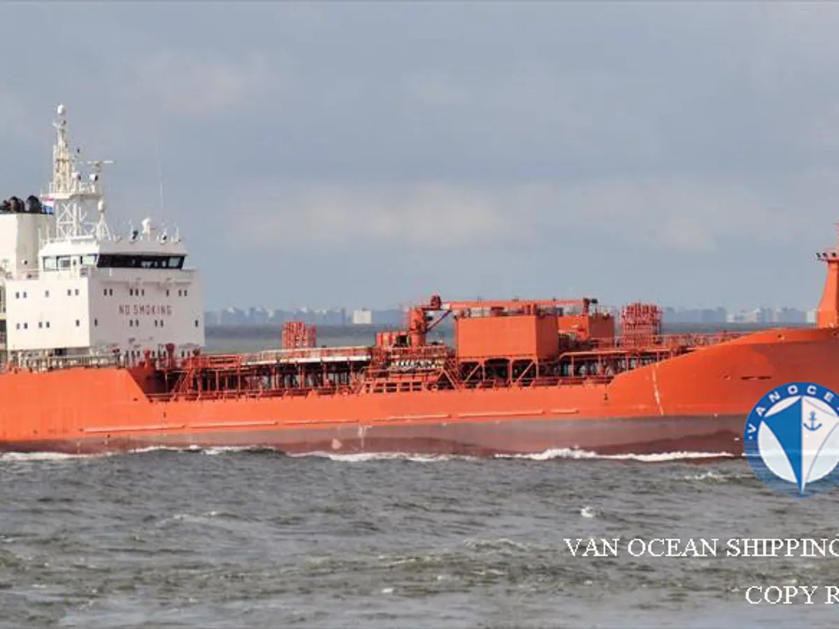 Pétrolier / chimiquier à vendre