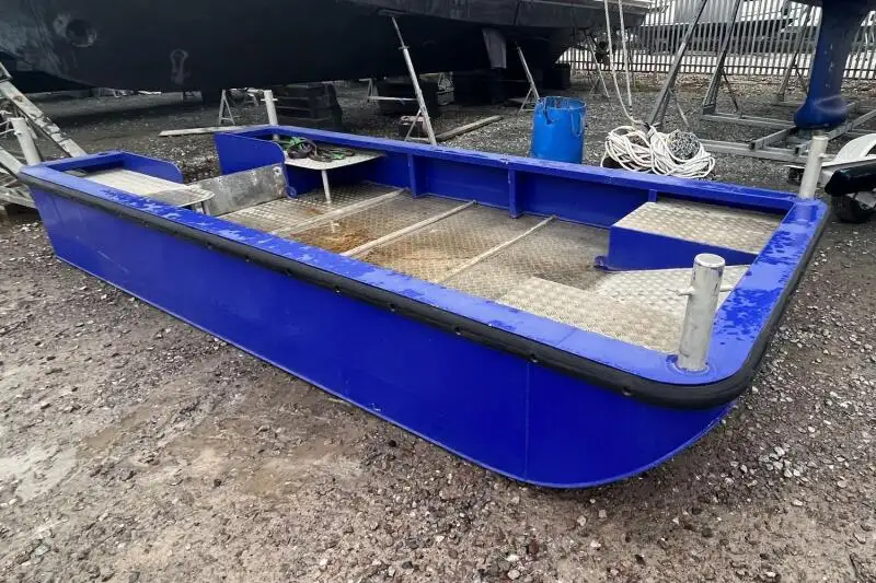 Navire-ferry à vendre