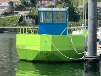 Bateaux de travail à vendre