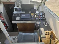 Navire d'arpentage à vendre