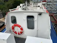 Bateau patrouilleur à vendre