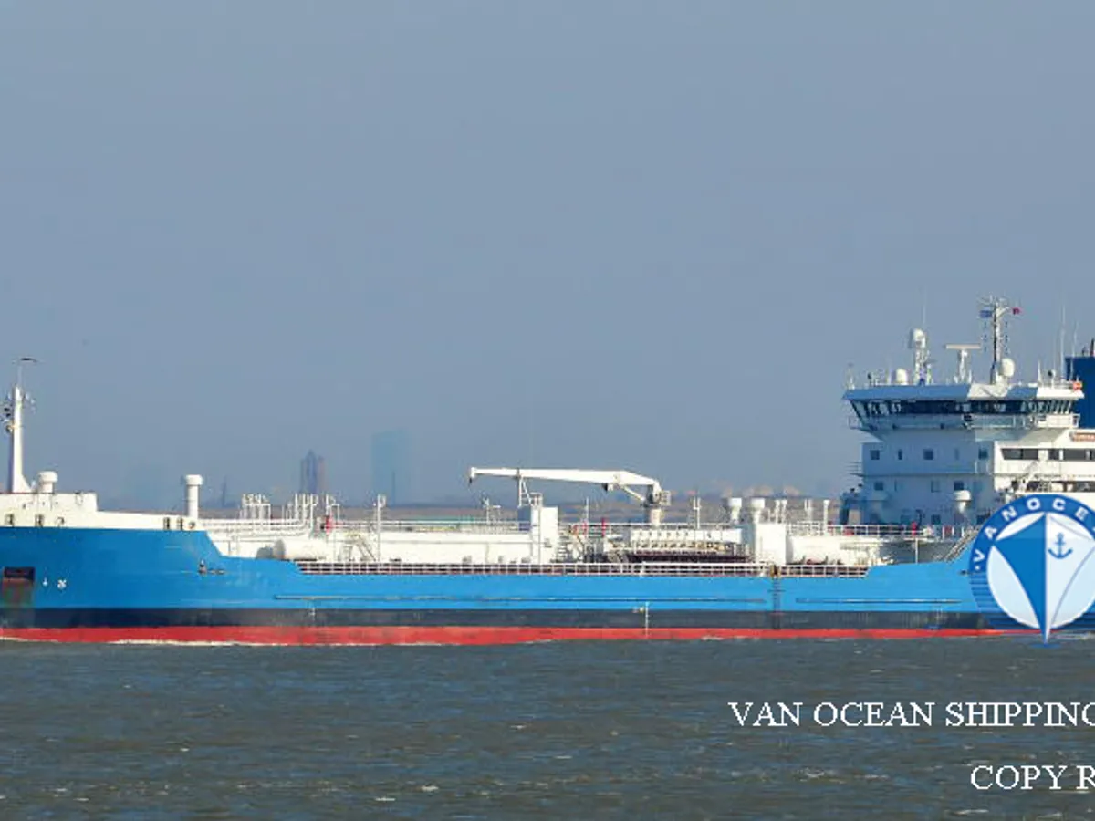 Pétrolier / chimiquier à vendre