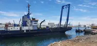 Bateaux de travail à vendre