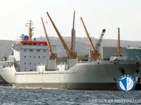 Navire frigorifique à vendre