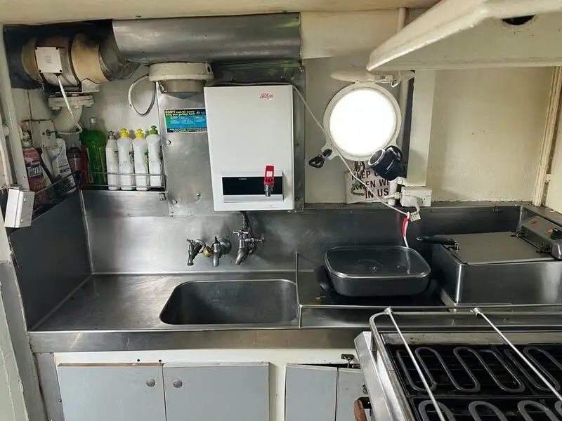 Chalutier à vendre