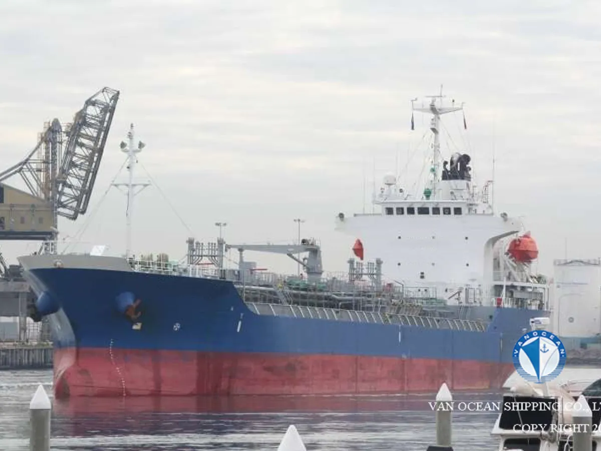 Pétrolier / chimiquier à vendre