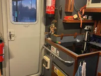 Navire d'arpentage à vendre