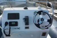 Bateau pneumatique semi-rigide à vendre