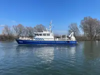 Navire d'arpentage à vendre