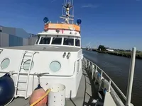 Bateau patrouilleur à vendre