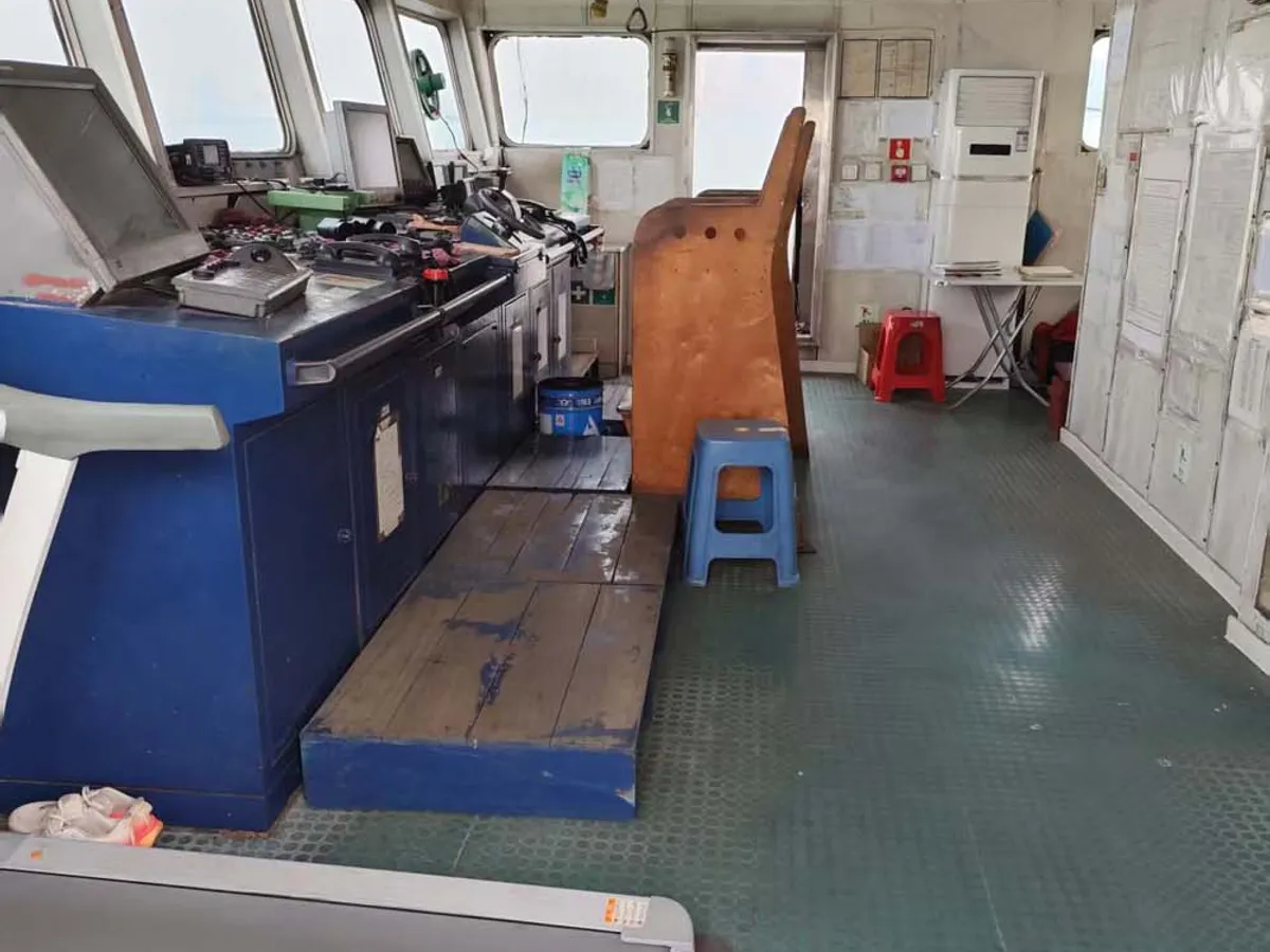 Navire porte-conteneurs à vendre