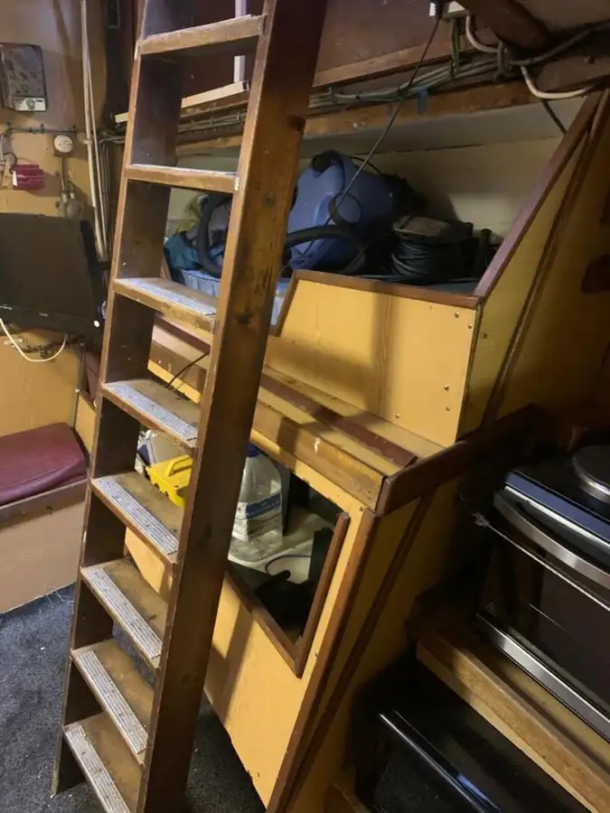 Bateaux de travail à vendre
