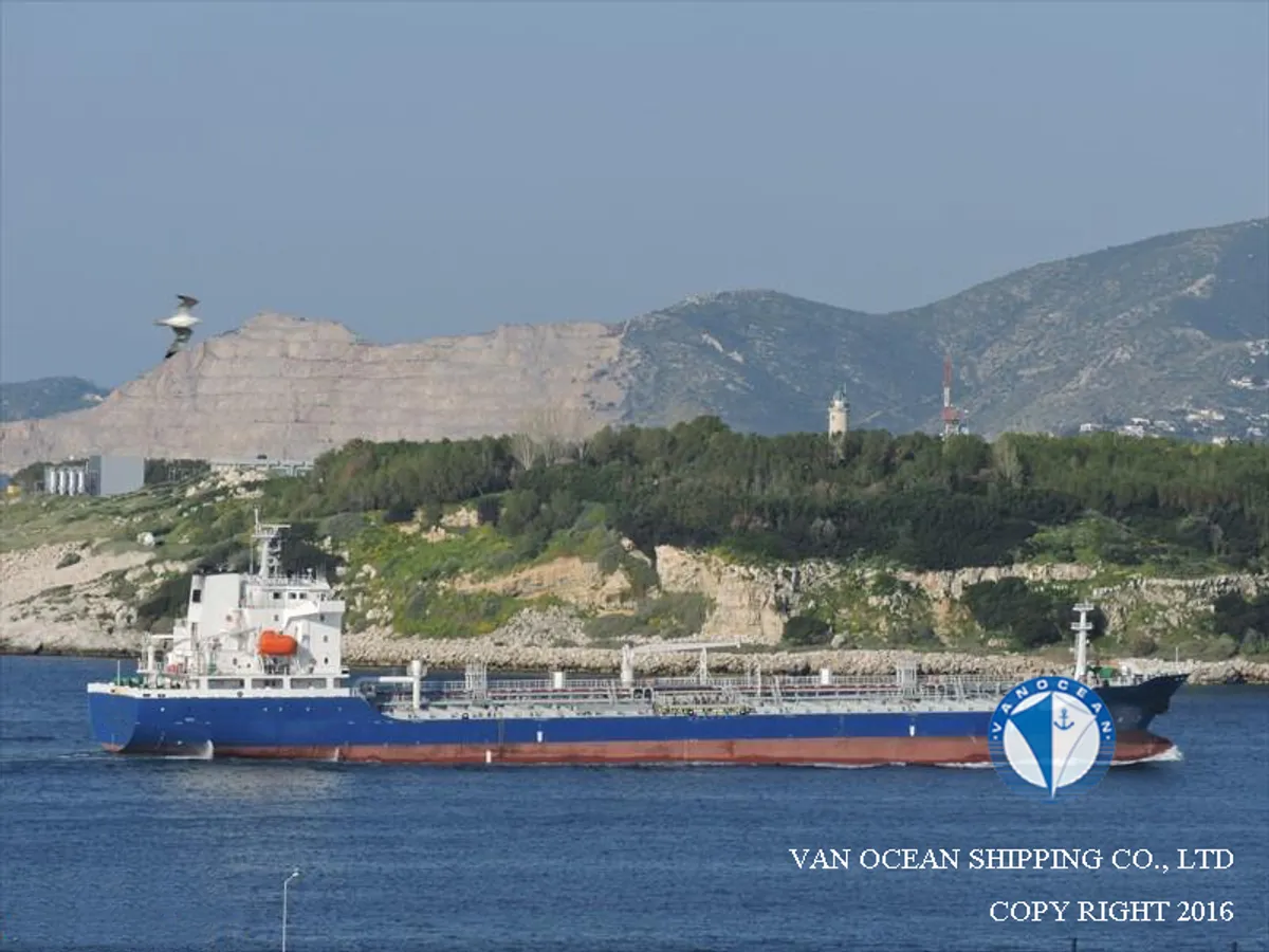 Pétrolier / chimiquier à vendre