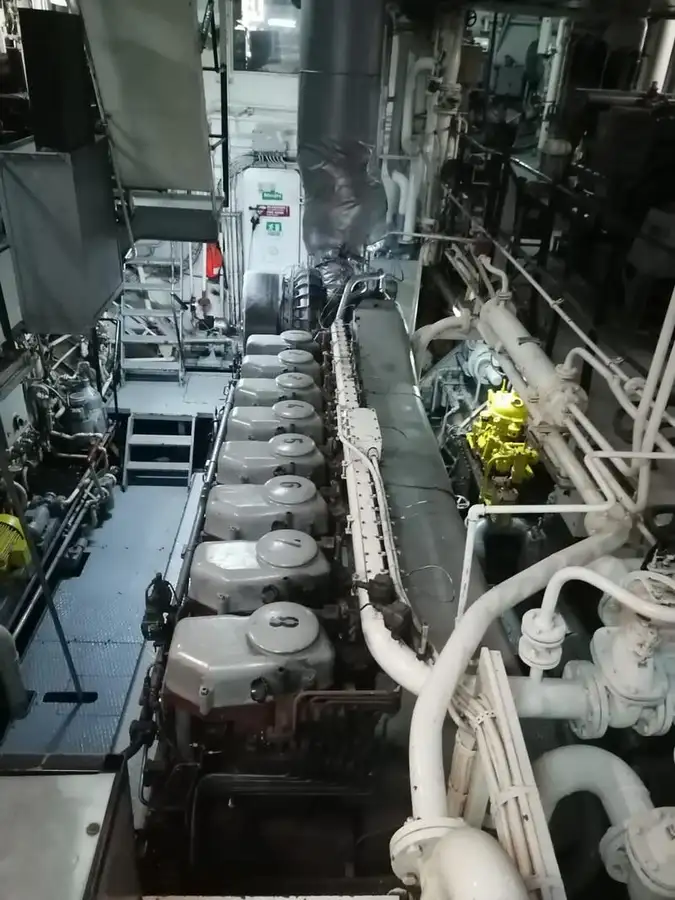Pétrolier / chimiquier à vendre