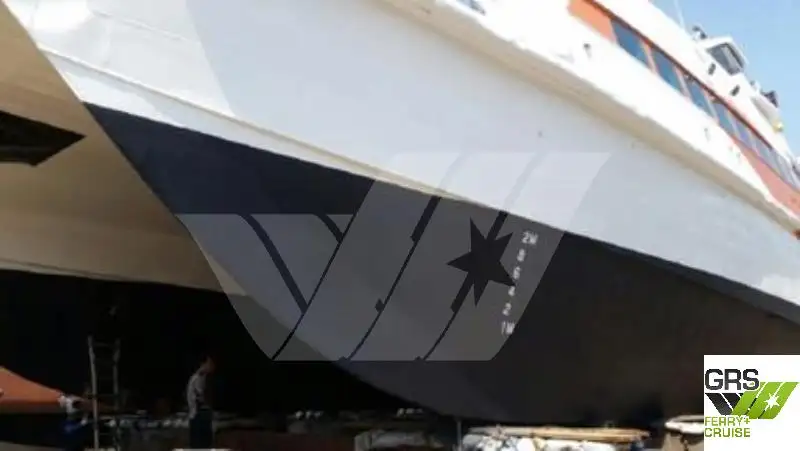 Navire de passagers à vendre